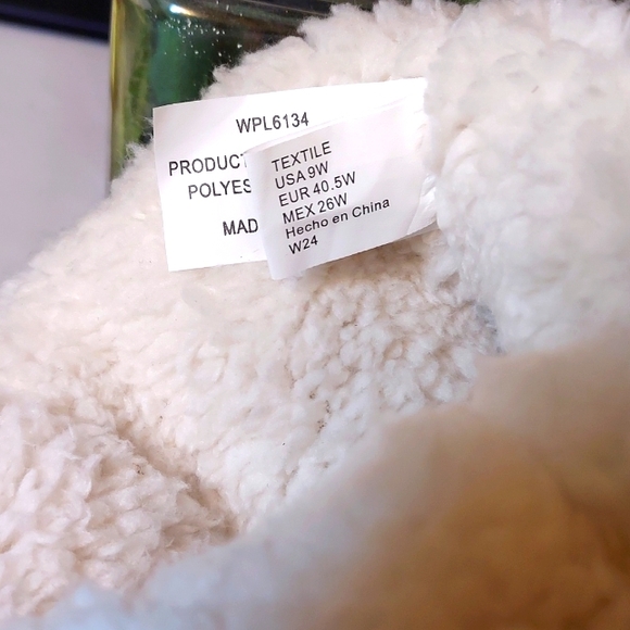 Womens MukLuks Janie Cozy Sweater Boot - Picture 15 of 15